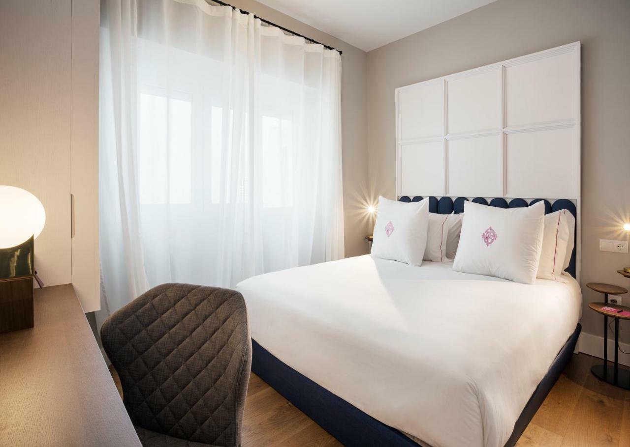 Apartamentos One Shot Conde De Torrejon Seville Luaran gambar