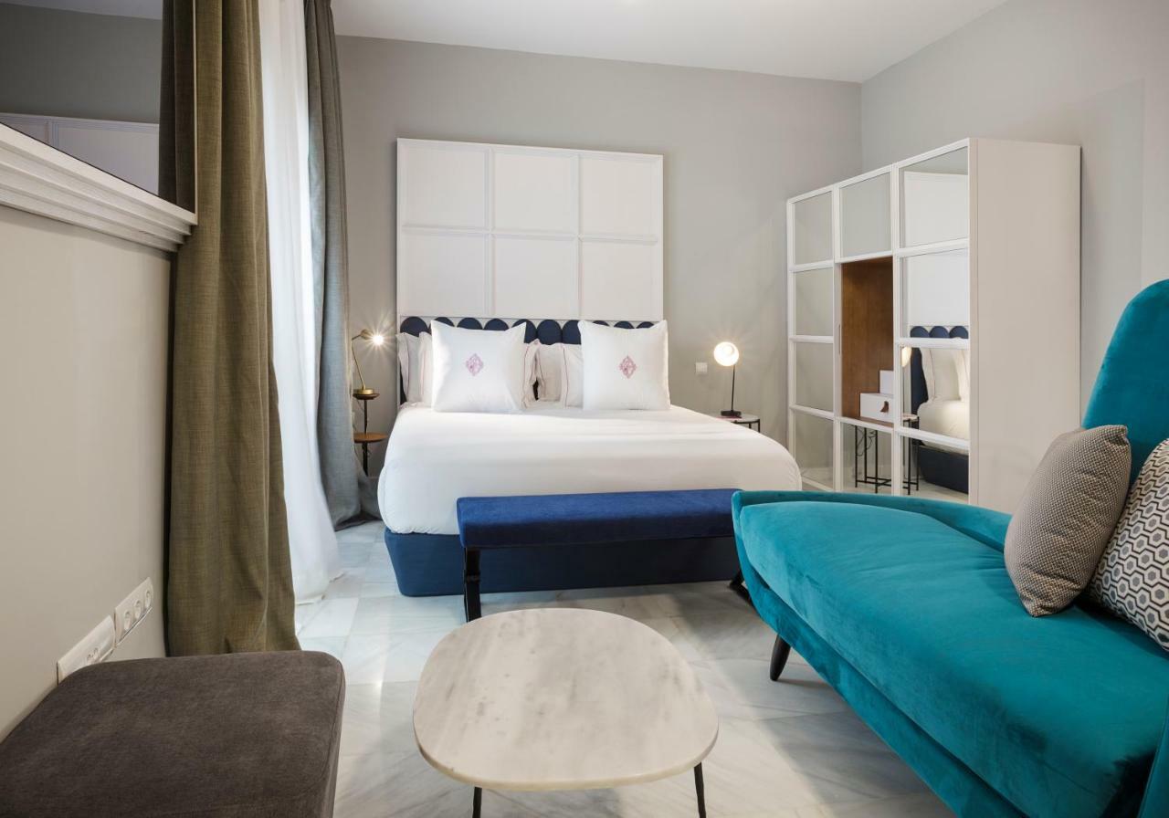 Apartamentos One Shot Conde De Torrejon Seville Luaran gambar