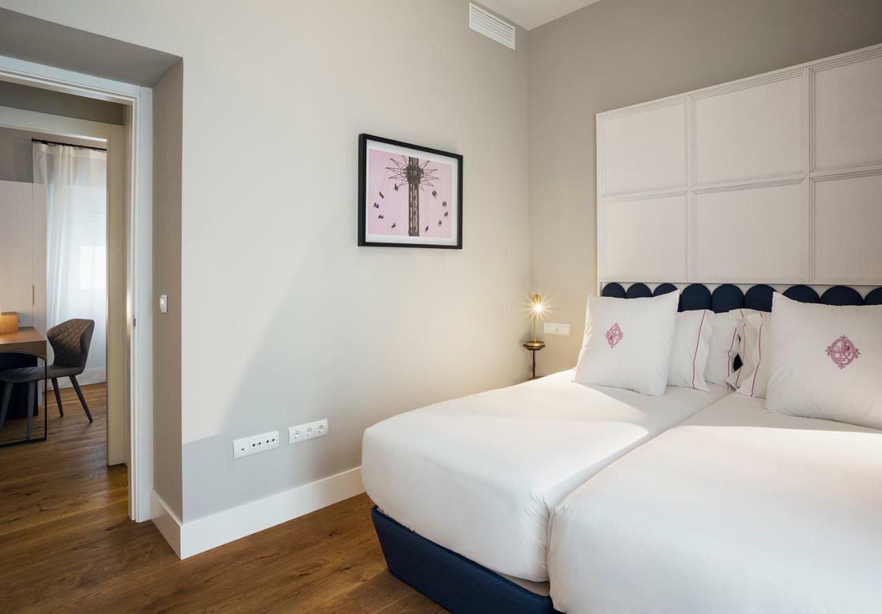 Apartamentos One Shot Conde De Torrejon Seville Luaran gambar